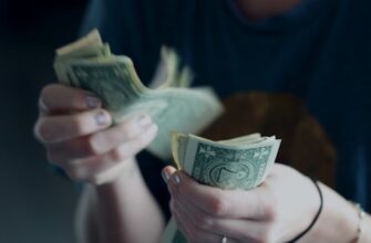 Как быстро заработать деньги в интернете подростку: эффективные методы